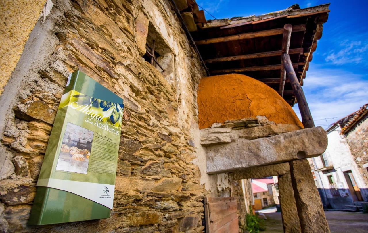 El Hogar Del Herrero Ahigal de los Aceiteros Exteriér fotografie